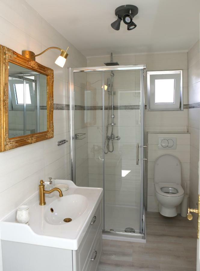 Sweet Suite With Free Private Parking Pula Luaran gambar
