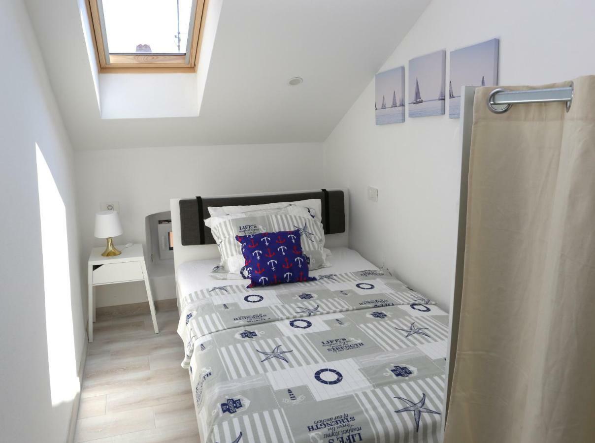 Sweet Suite With Free Private Parking Pula Luaran gambar