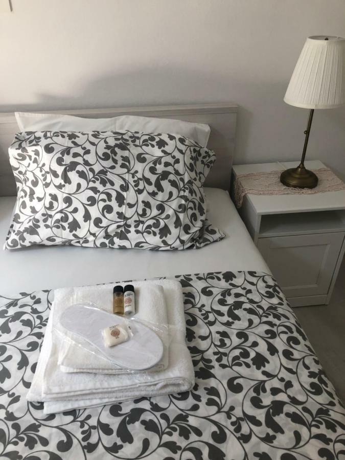 Sweet Suite With Free Private Parking Pula Luaran gambar